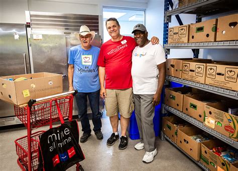 Contact information for osiekmaly.pl - Minnie’s Food Pantry became an official partner of the Dallas VA in 2018. However, this is our third year of providing meals to those who have served our country. We’ve heard them say they are “the forgotten” but at Minnie’s, we are committed to changing that. ... Plano, Texas 75074. 8:30am - 11:30am Wednesday - Saturday Closed Every ...